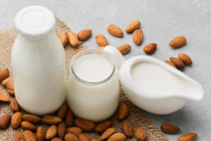 Альтернативное молоко: виды и польза для организма
