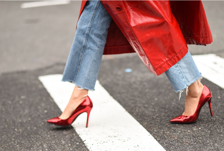 Подробнее о статье Обувь на каблуках: правда ли опасно носить